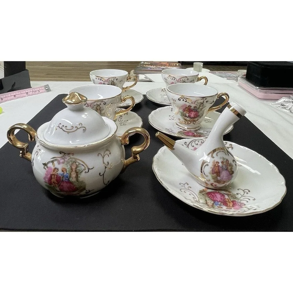 Vintage 1940-69‎ Versailles Sugar Bowl Tea Cups Saucers Decanter See Description